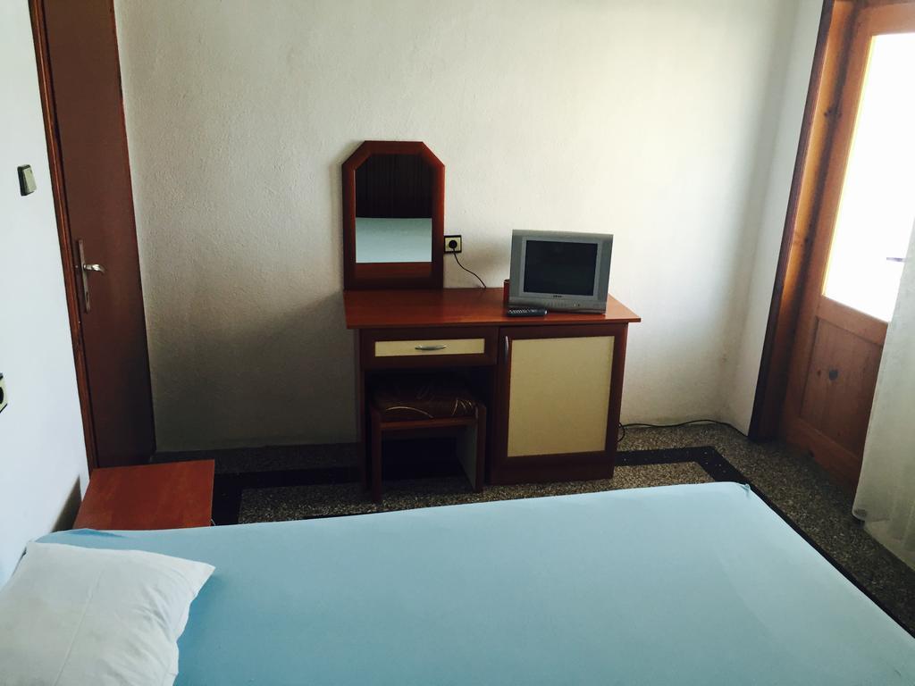Petrovi Guest House Obzor Room photo