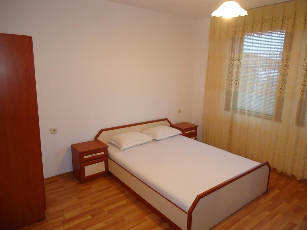 Petrovi Guest House Obzor Room photo