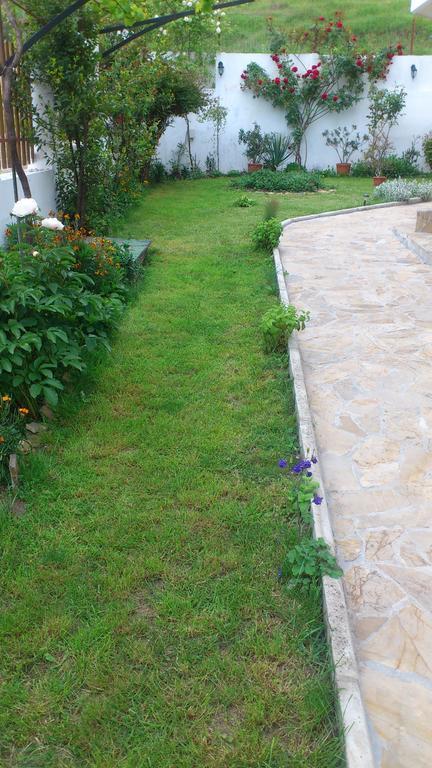 Petrovi Guest House Obzor Exterior photo